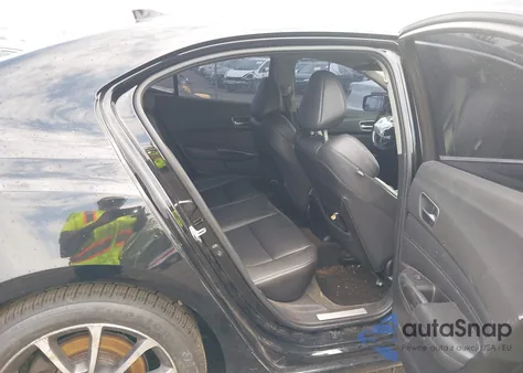 2019 Acura Tlx Standard z USA, uszkodzony, nr VIN 19UUB2F39KA002949